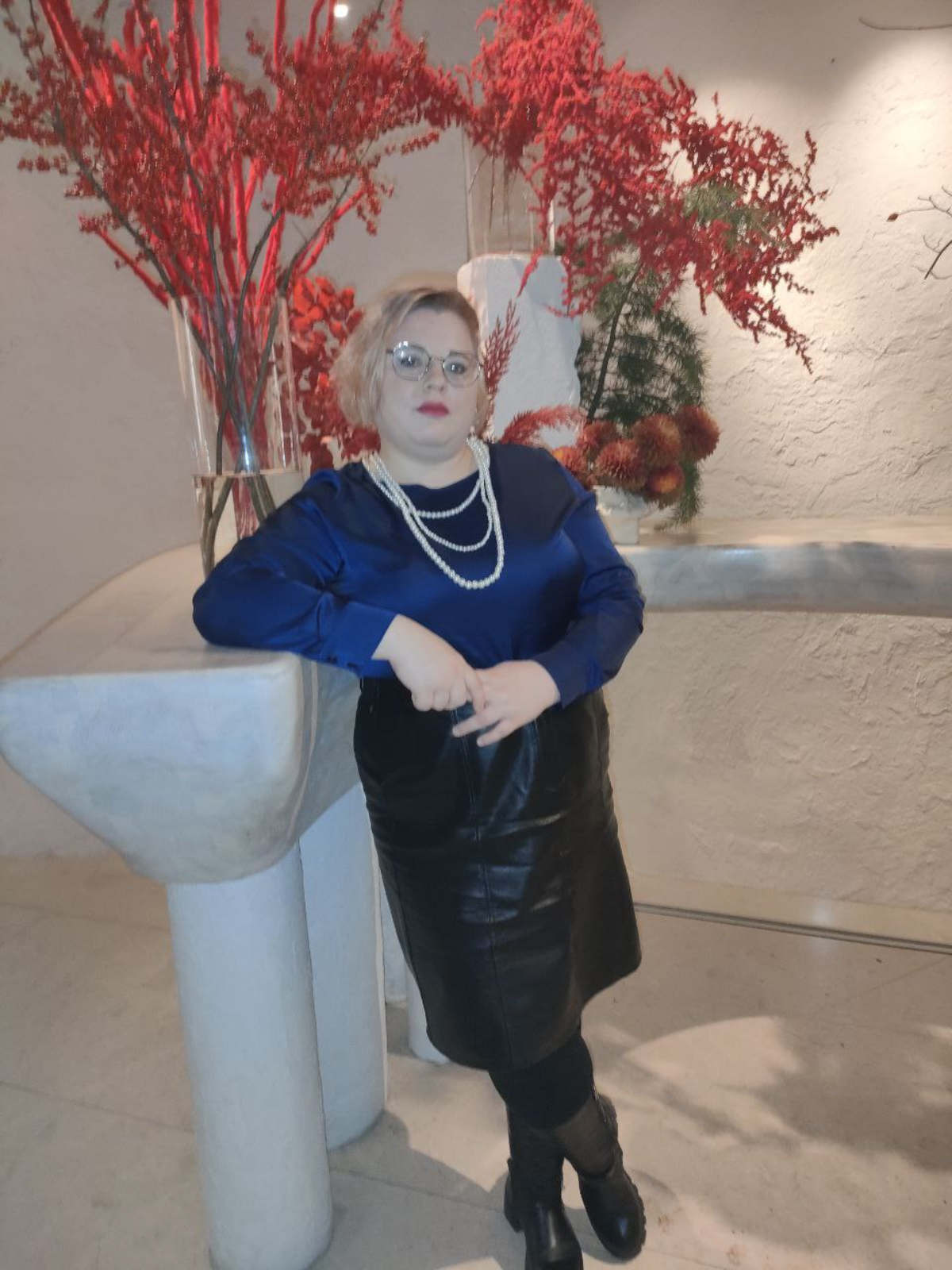 "НАЙДИТЕ МНЕ НЯНЮ, Я БОЛЬШЕ НЕ МОГУ ДЕЛАТЬ ЭТО САМА"
Мамы, вы тоже это чувствуете?
С одной стороны, хочется вернуться к работе, реализовать себя, дать семье больше возможностей, обеспечить лучшее буду... | Сетка — социальная сеть от hh.ru