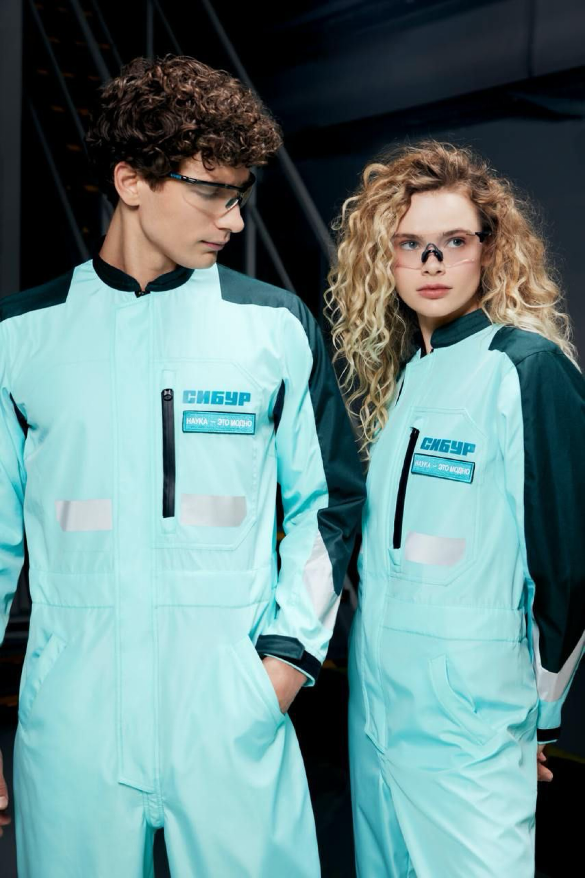 Всем доброго понедельника!
Предлагаю начать неделю с переосмысления спецодежды для научных сотрудников.
Сибур совместно с брендом Олово выкатил линейку очень стильной и функциональной спецовки | Сетка — социальная сеть от hh.ru