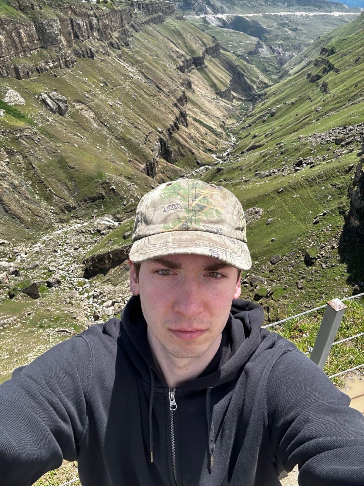 Egor Nasonov | Сетка — социальная сеть от hh.ru