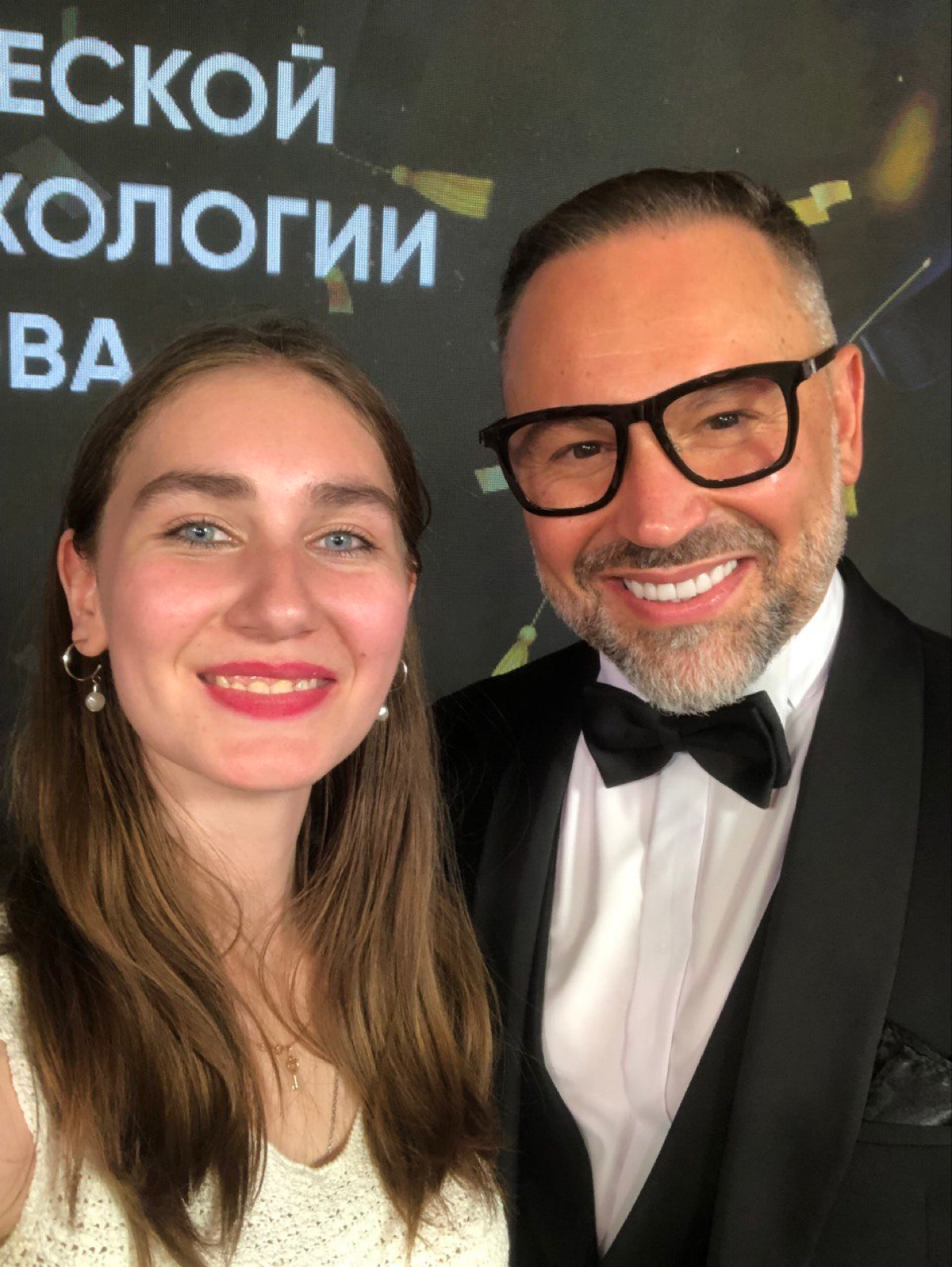 16 числа в живую познакомилась с людьми за которыми наблюдала долгое время ☀️
чтоб понимали,при знакомстве, не смогла задать интересующие меня вопросы(растерялась и потерялась аж) | Сетка — социальная сеть от hh.ru