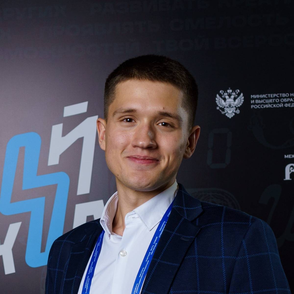 Всеволод Сурин | Сетка — социальная сеть от hh.ru