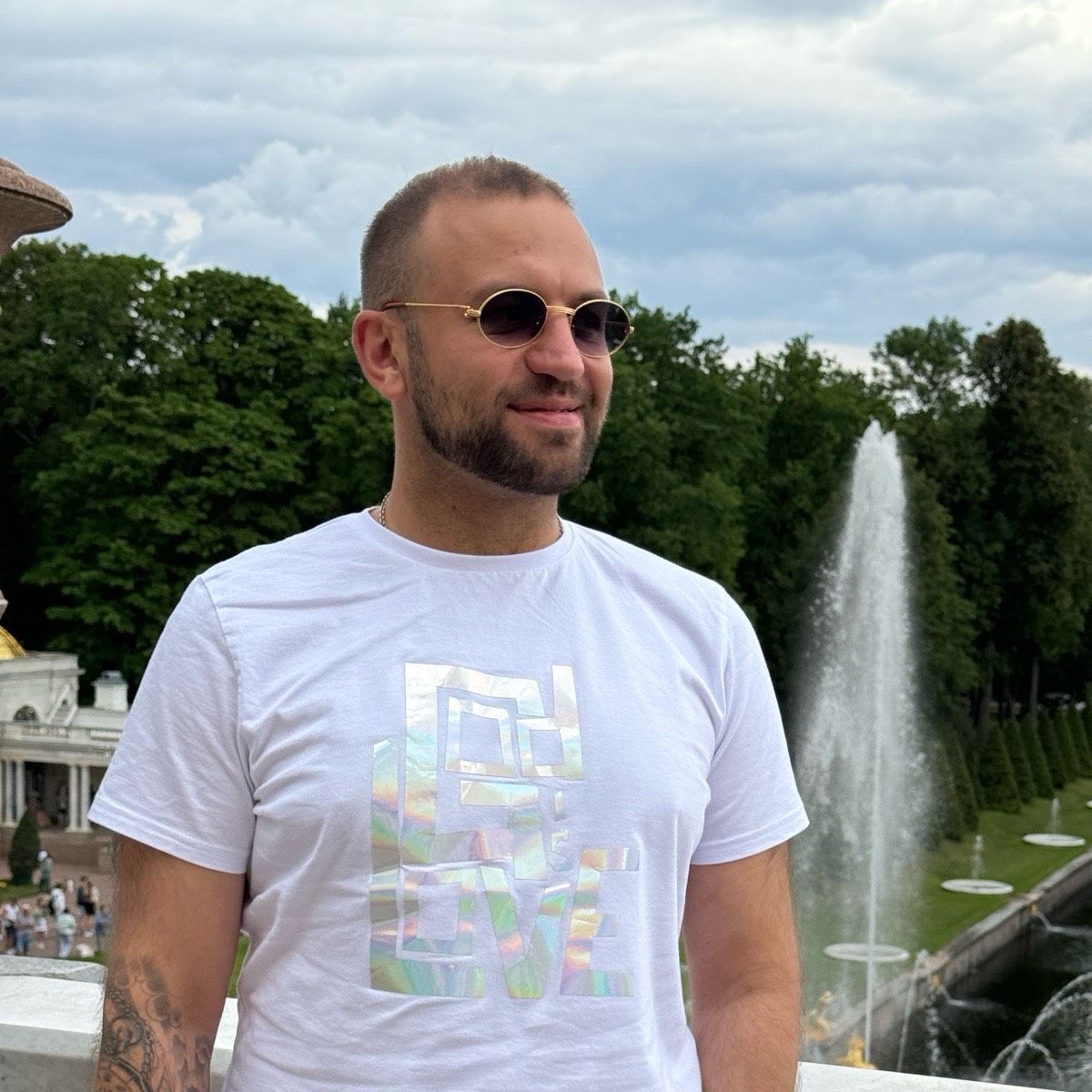 Дмитрий Аветисов