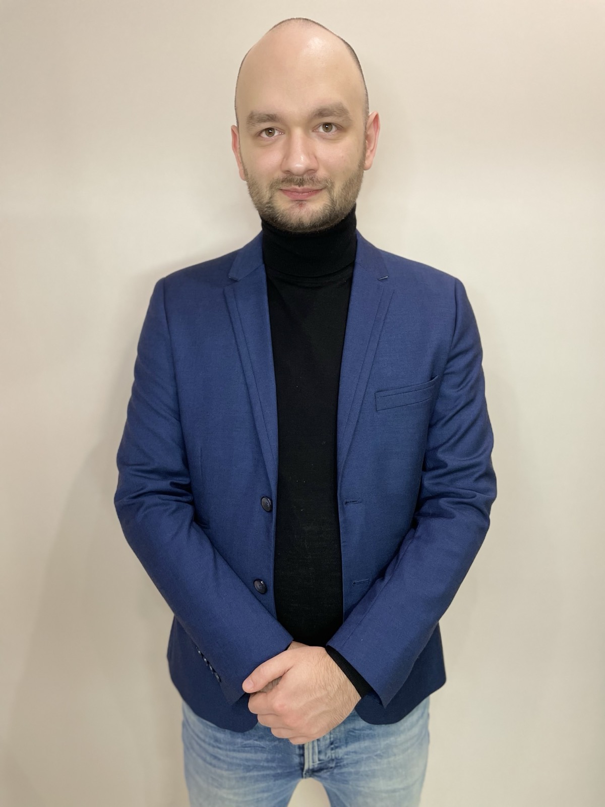 Кирилл Иванов