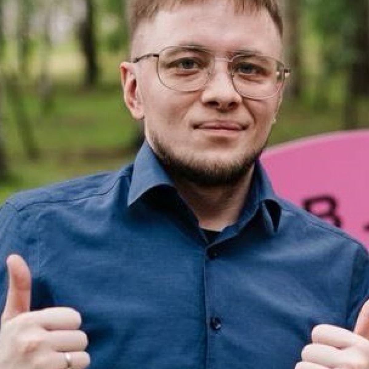 Артем Николаев