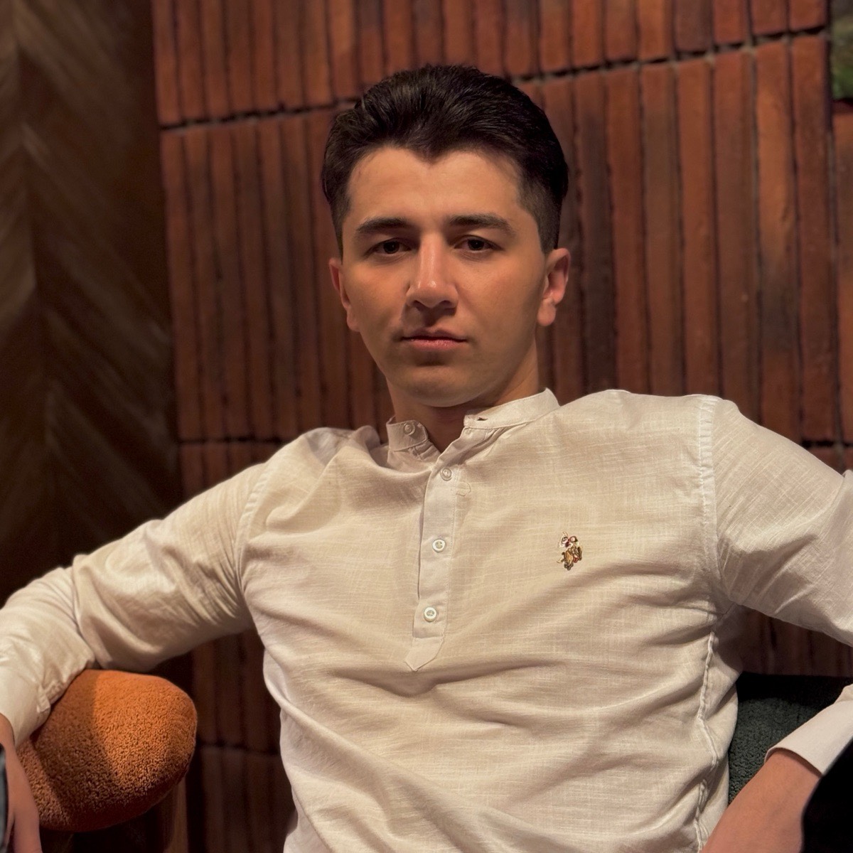 Асрор Юсупов