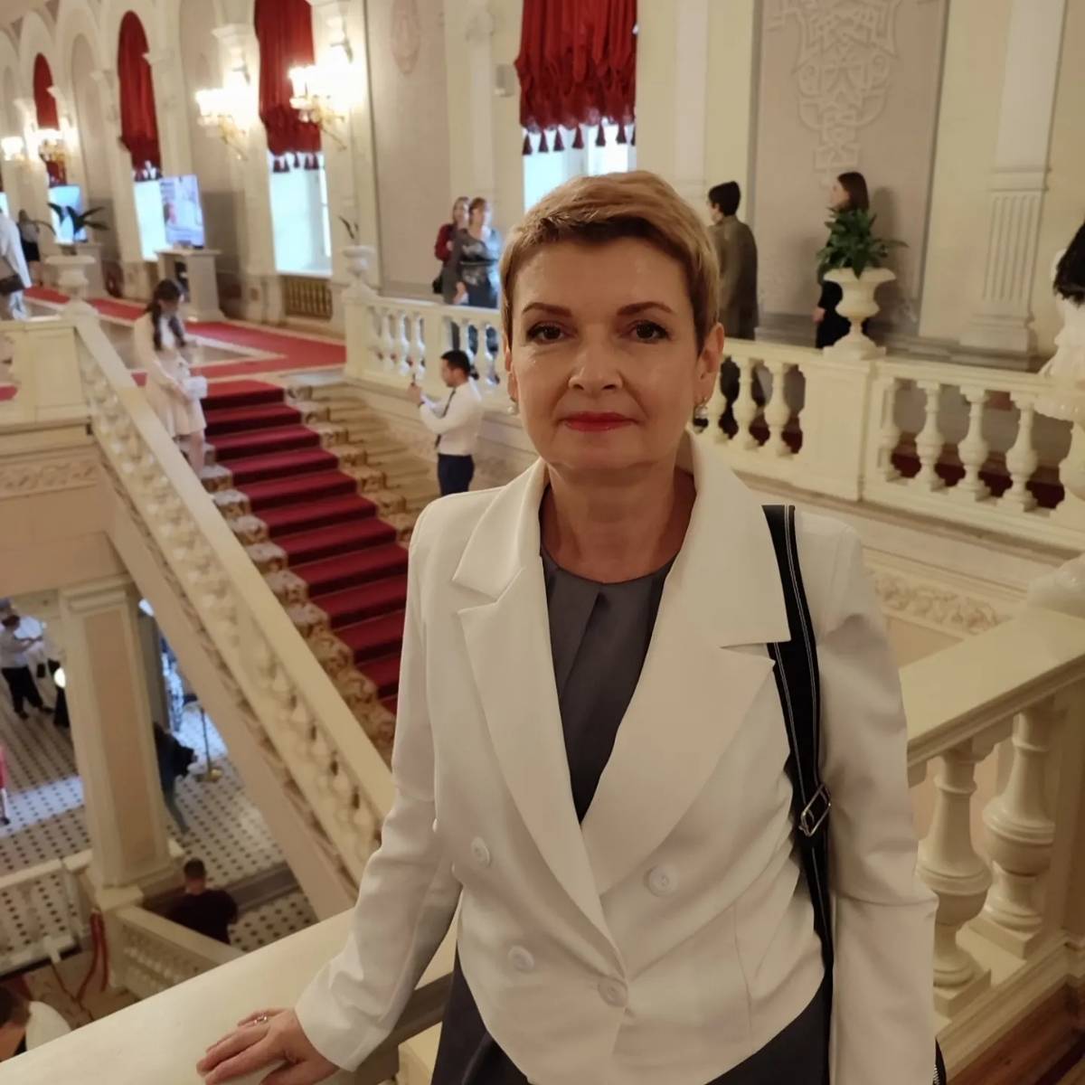 Лариса Миренкова