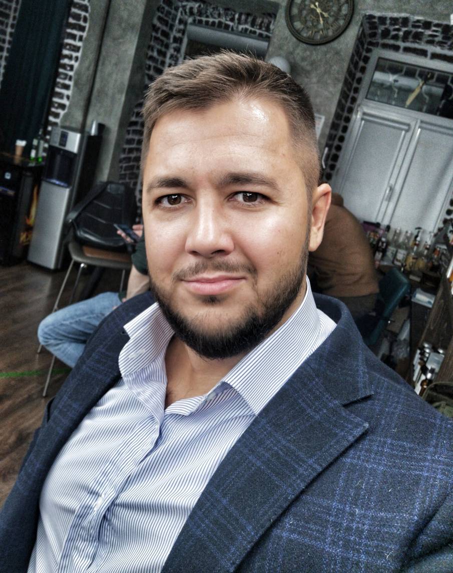 Максим Шапочка | Сетка — социальная сеть от hh.ru