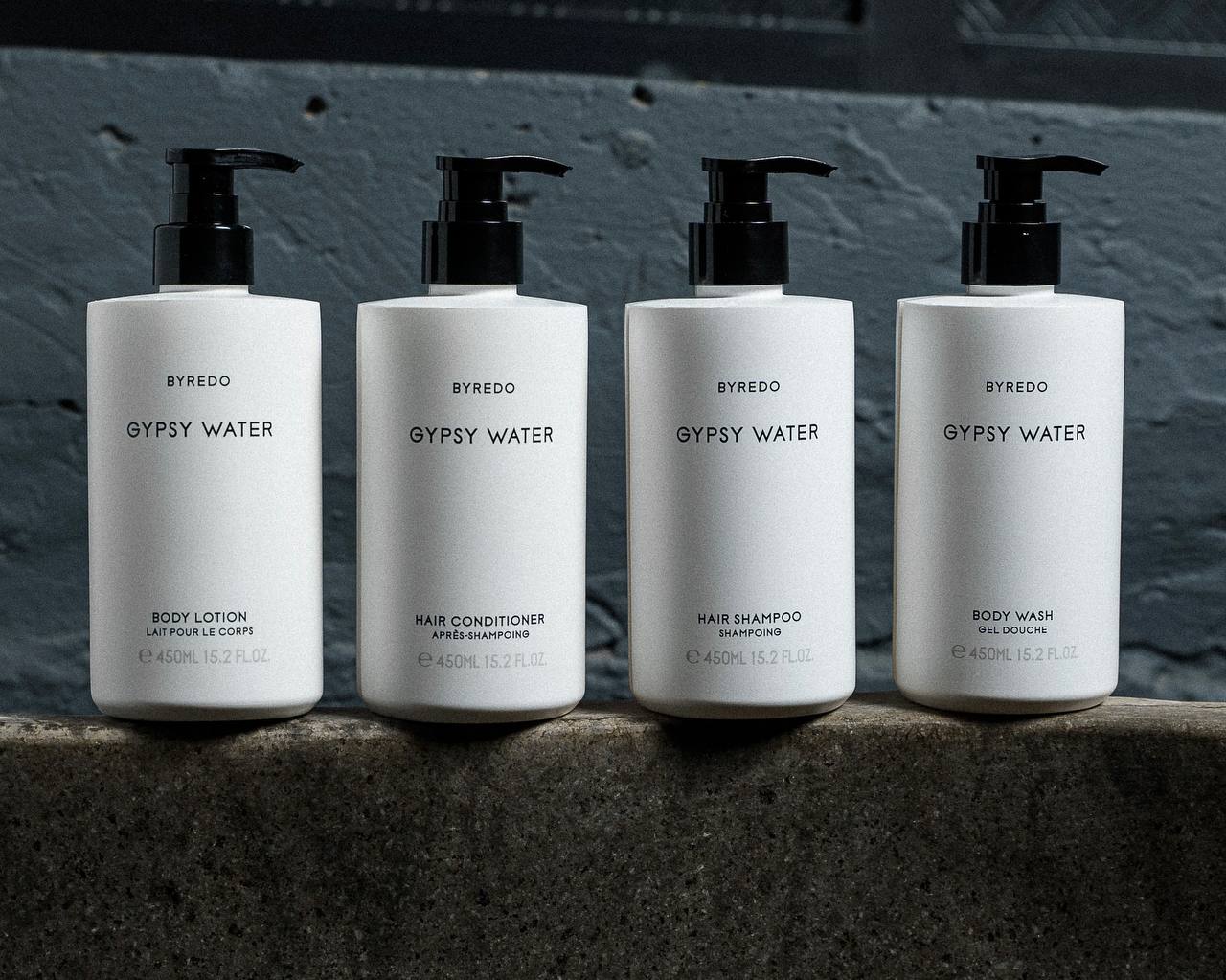 BYREDO Уход для волос и тела с ароматом Gypsy Water🤍
Gypsy Water - один из культовых ароматов BYREDO, воплощающий свободу, дух приключений и близость к природе | Сетка — социальная сеть от hh.ru