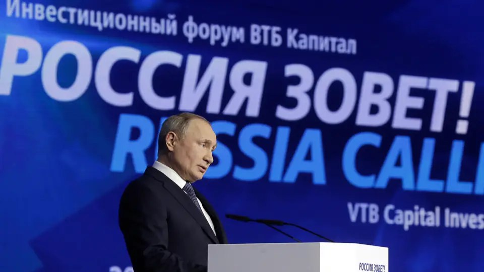 Путин назвал сроки начала широкого применения цифрового рубля | Сетка — социальная сеть от hh.ru