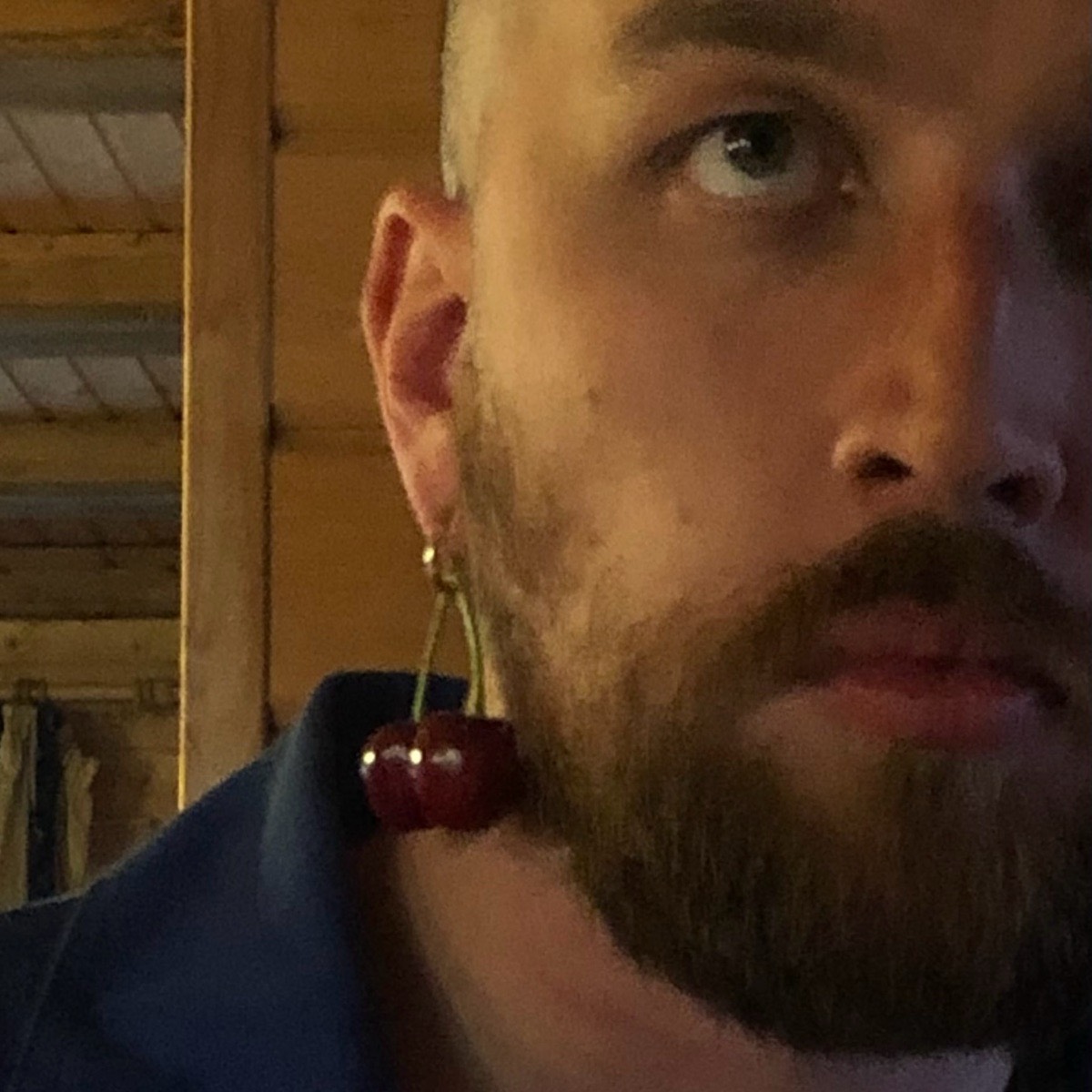 Саша Леднев