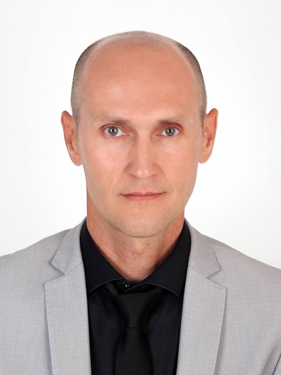 Денис Захаров | Сетка — социальная сеть от hh.ru