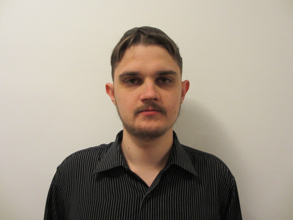 Дмитрий Моденов