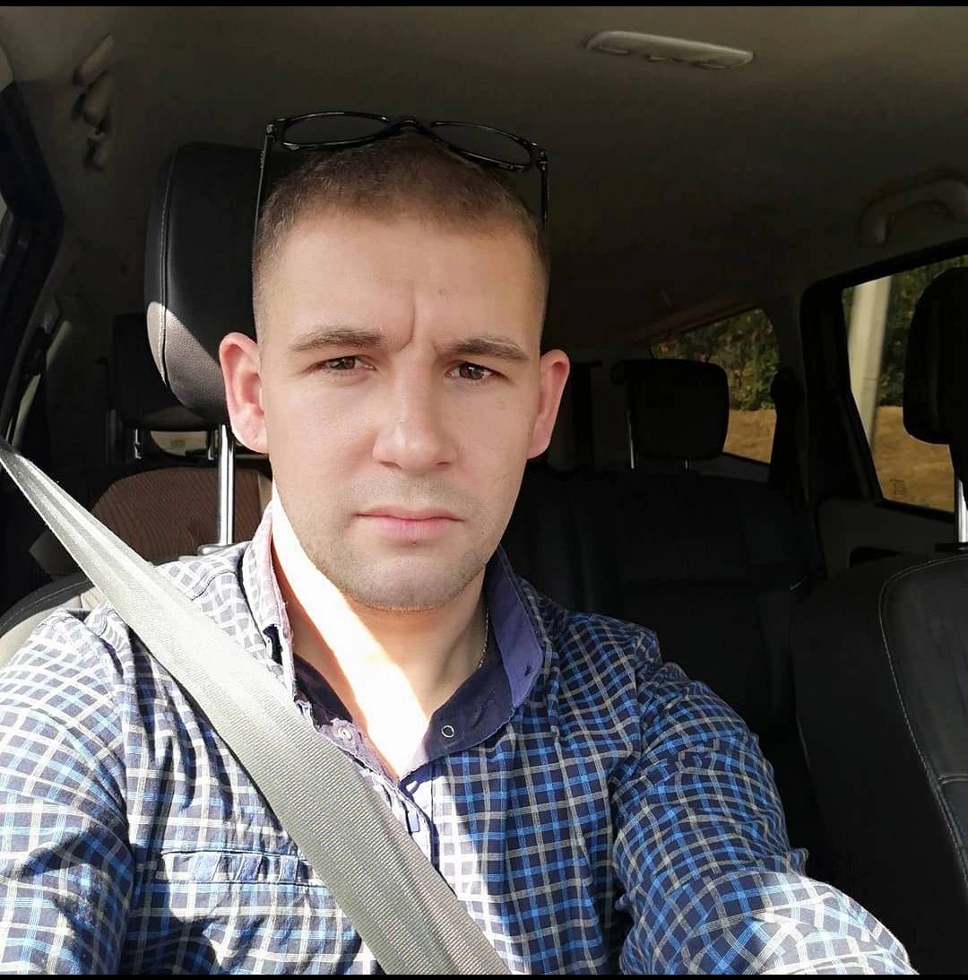 Антон Худяков