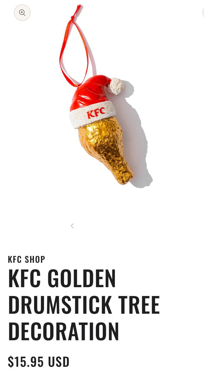 Омг, KFC дропнул новогодний мерч и это прекрасно🔥
Есть:
🍕худи за 50 баксов (~5500 рублей)
🍕шапка за 24 бакса (~2600 рублей)
🍕кружка-термос за 30 баксов (~3300 рублей)
🍕шикарный свитер за 50 баксов (~5... | Сетка — социальная сеть от hh.ru