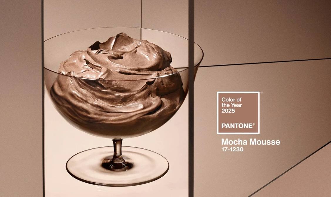 Институт Pantone представил основной цветовой тренд следующего года – им стал оттенок Mocha Mousse, сообщает пресс-служба организации | Сетка — социальная сеть от hh.ru