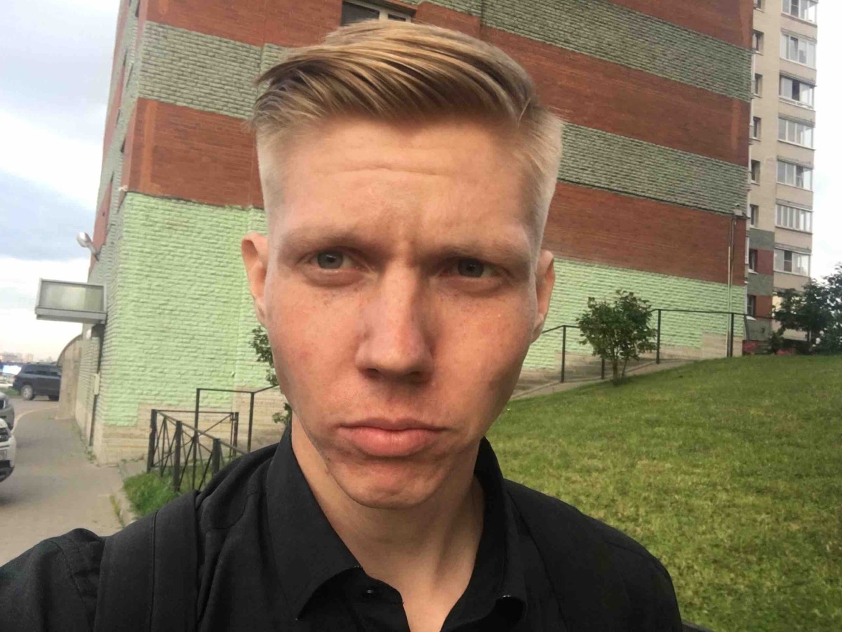 Антон Петров