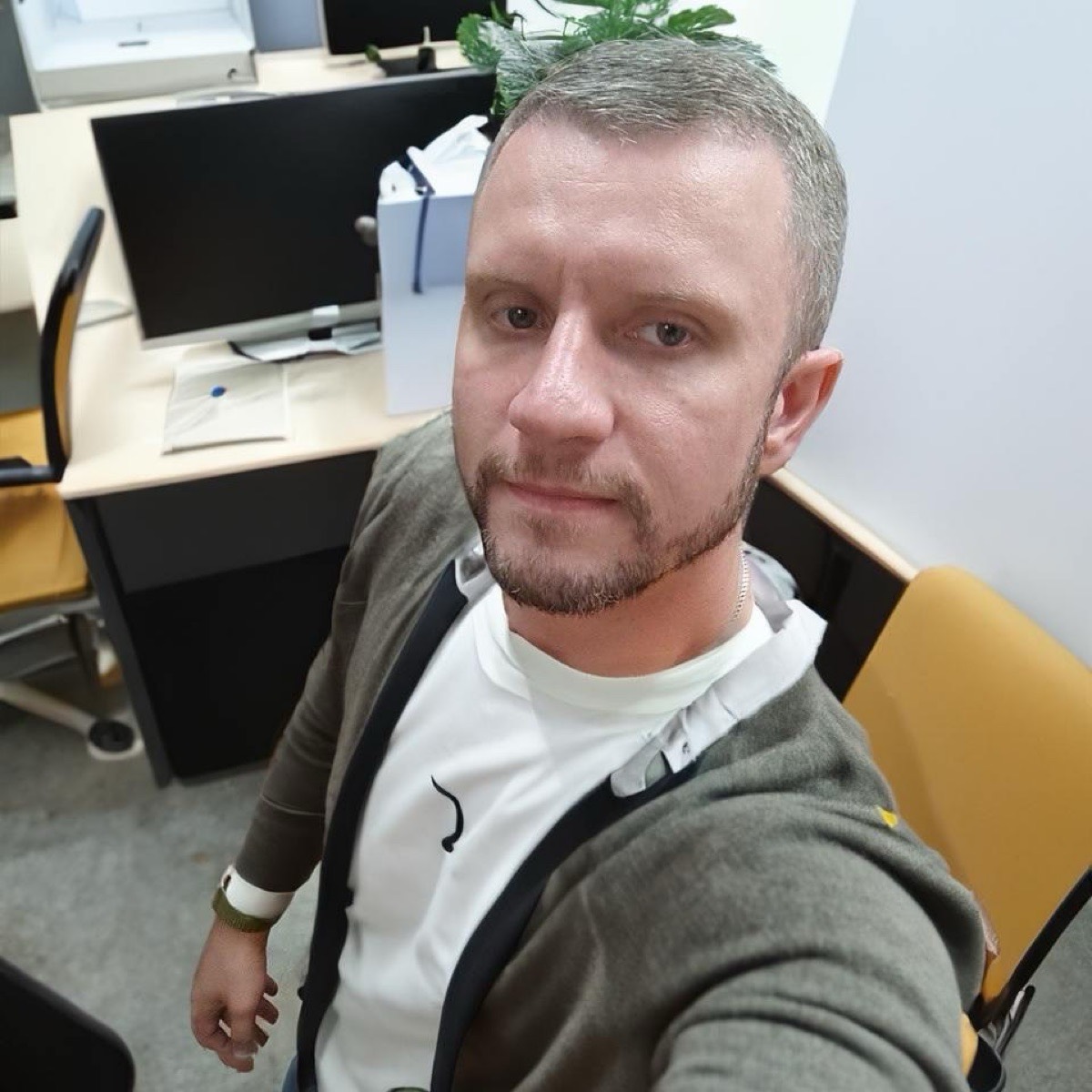 Дмитрий Смолин