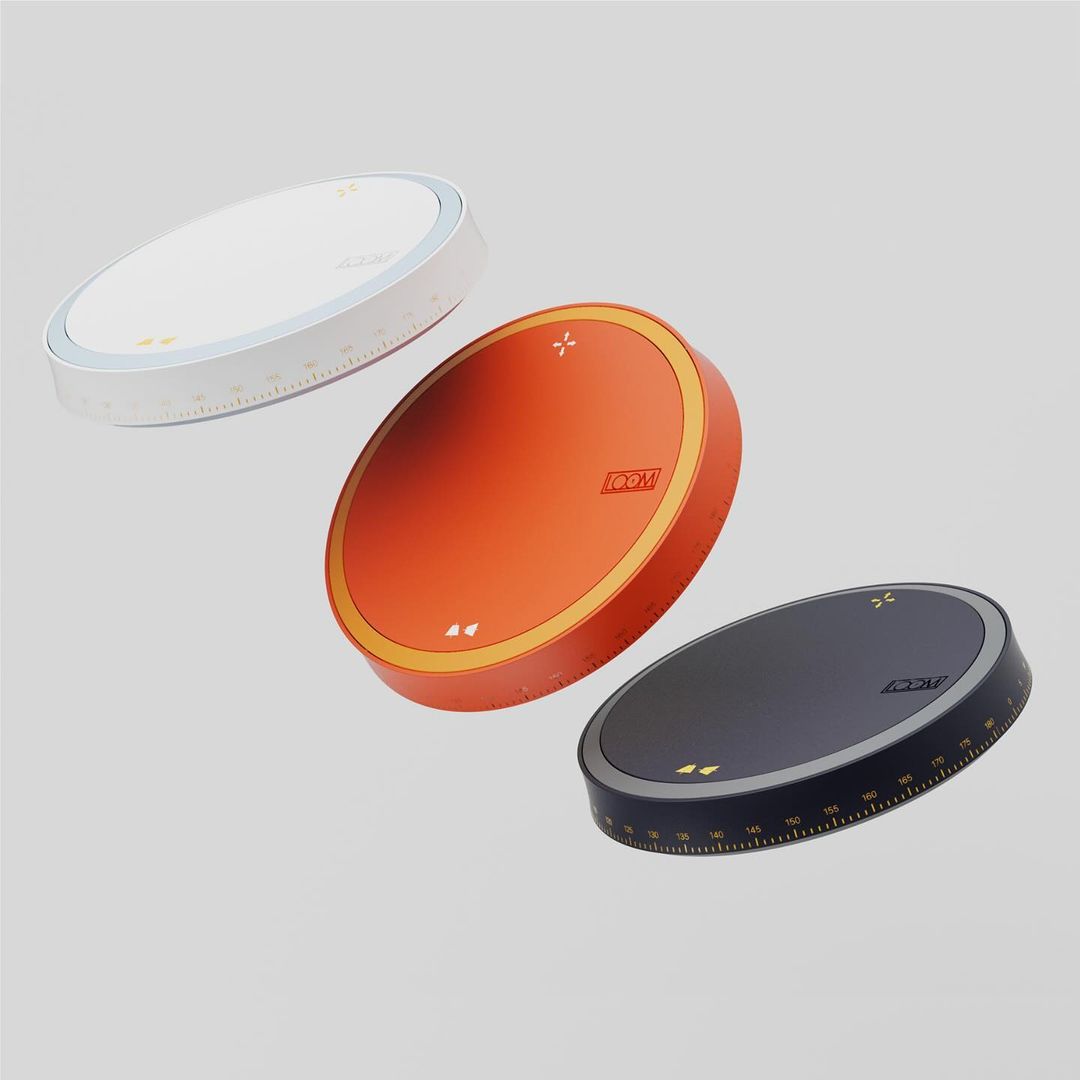 Loom
Проектор с потолочной проекцией.
Построен на форм-факторе дверной ручки, при повороте которой пользователь «открывает дверь и попадает в другое пространство».
@ Jaeyeon Lee
#product #formfactor | Сетка — социальная сеть от hh.ru