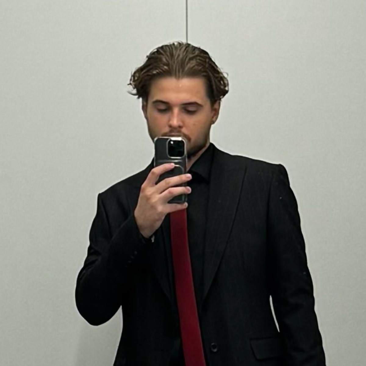 Валерий Сабельников