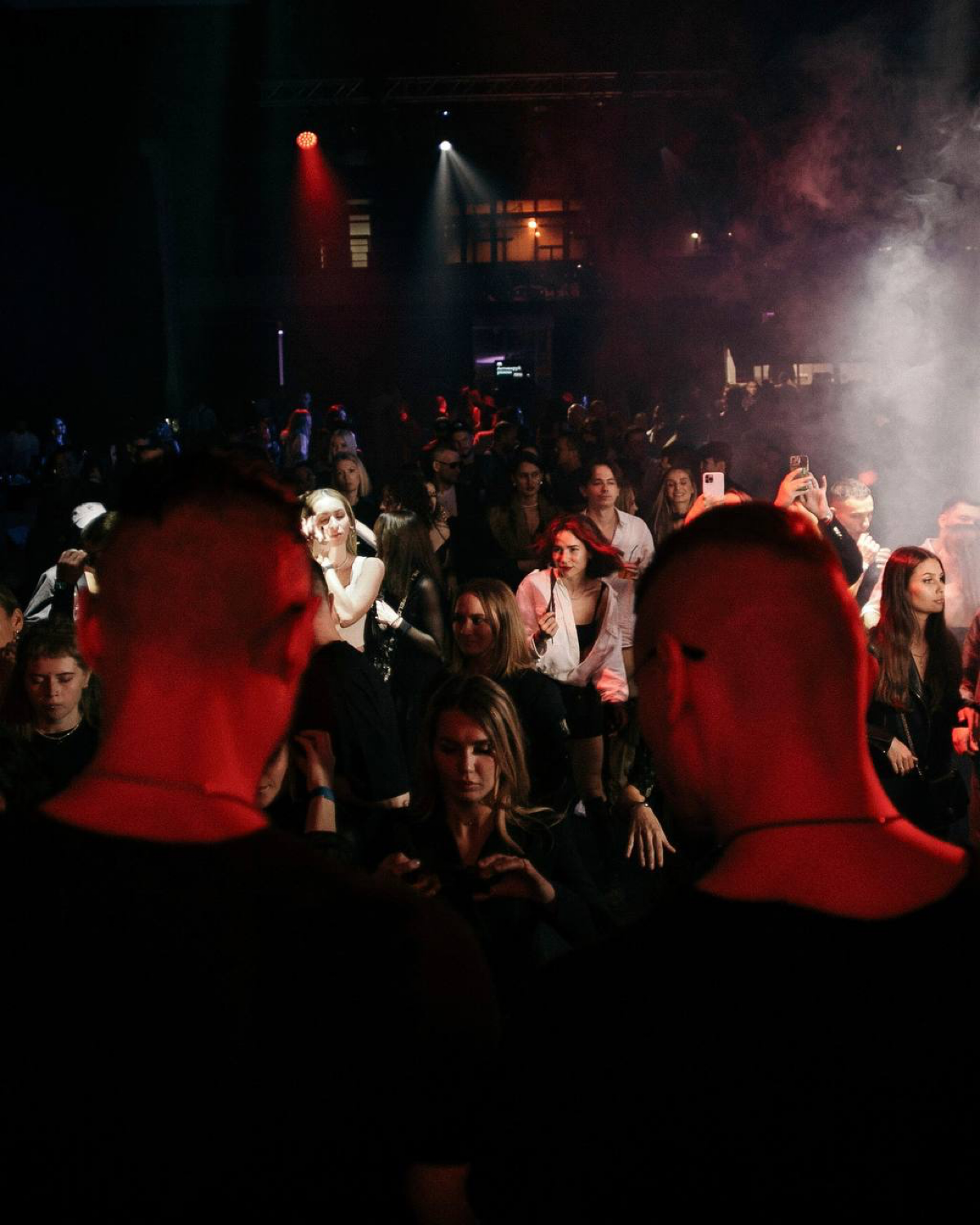 Один из самых крупных фестивалей - VODA.EVENT Сицилийская Мафия. Площадка на 3000 человек | Сетка — социальная сеть от hh.ru