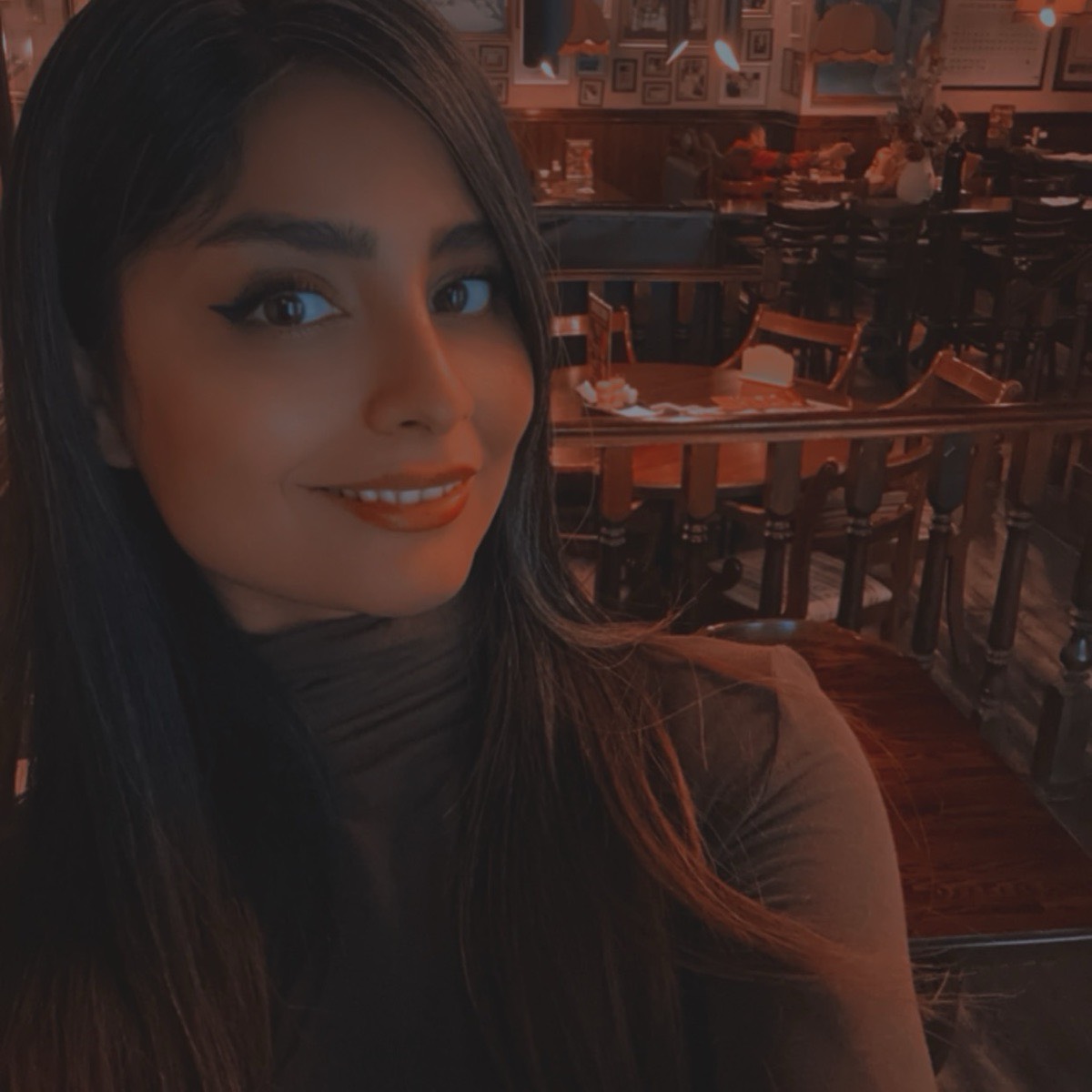 Mari Ziaei
