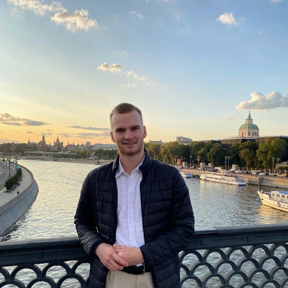 Данила Попцов