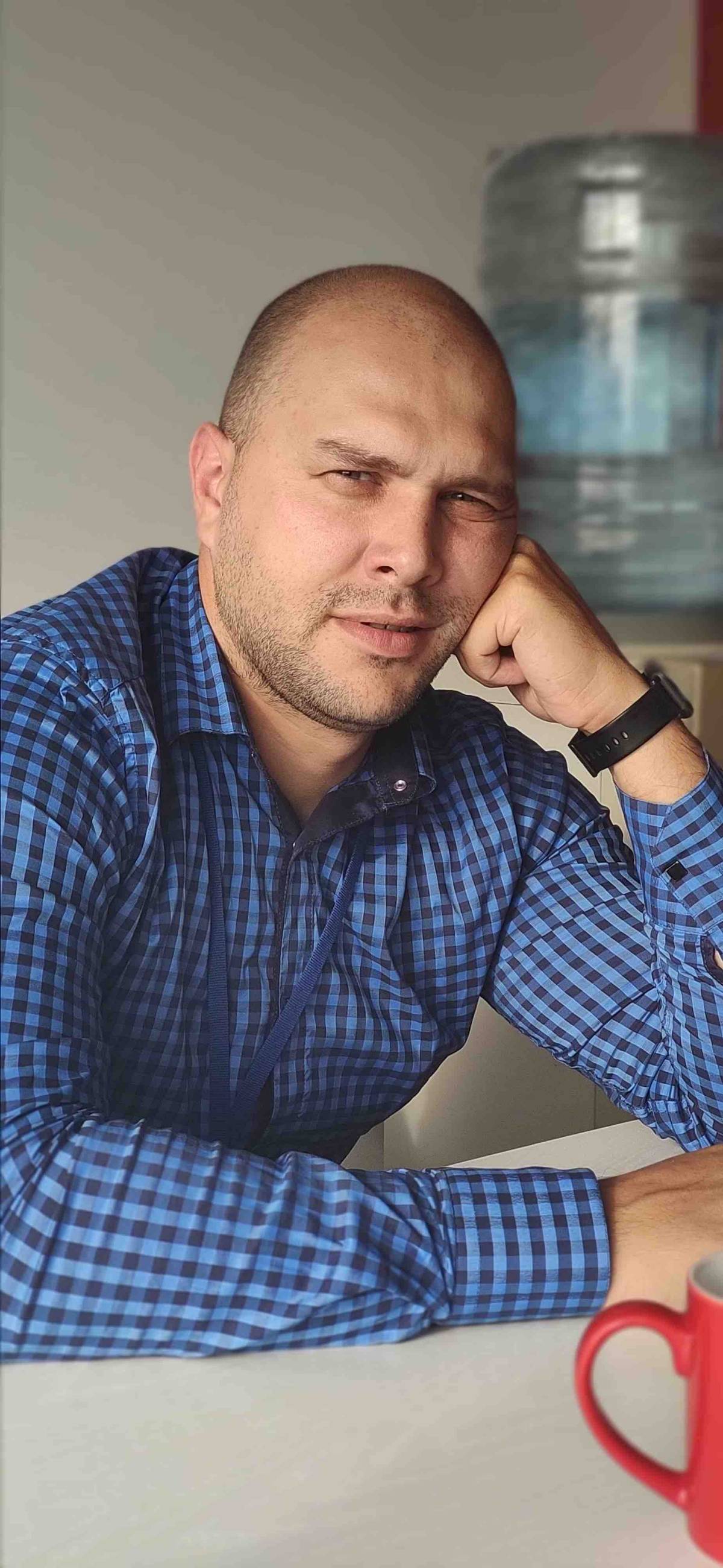 Алексей Азаренко