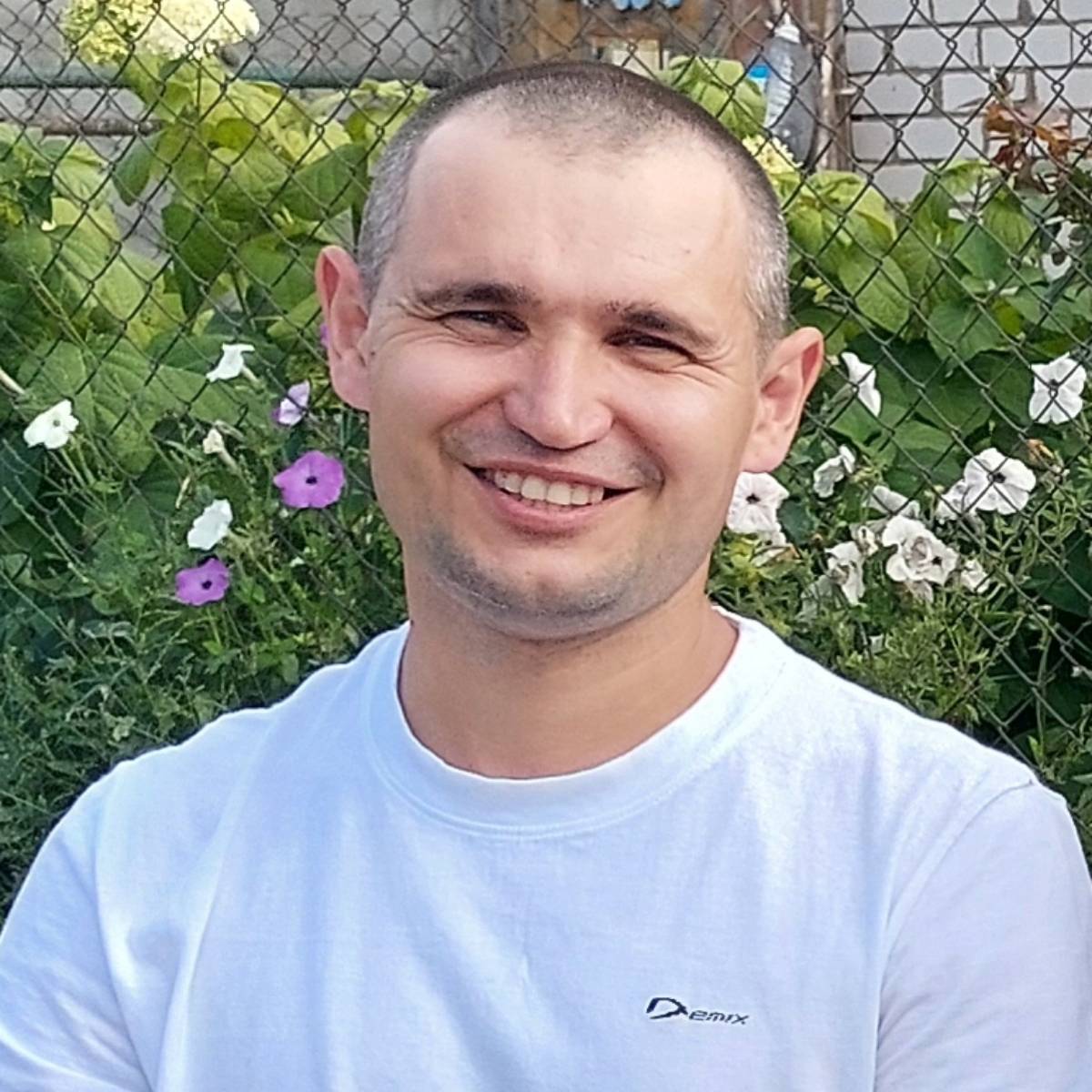 Евгений Степанов
