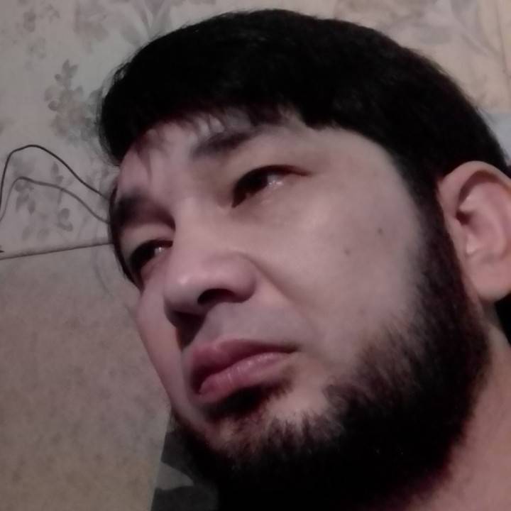 Шухрат Ражабов