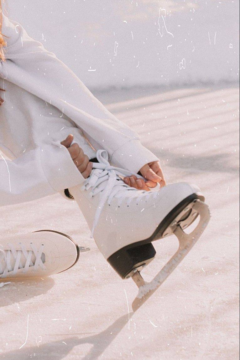 ⛸На катке ВДНХ пройдет сеанс ночного катания
С 14 на 15 декабря с 23:30 до 02:00
Новинкой этого зимнего сезона станут коньки с подсветкой | Сетка — социальная сеть от hh.ru