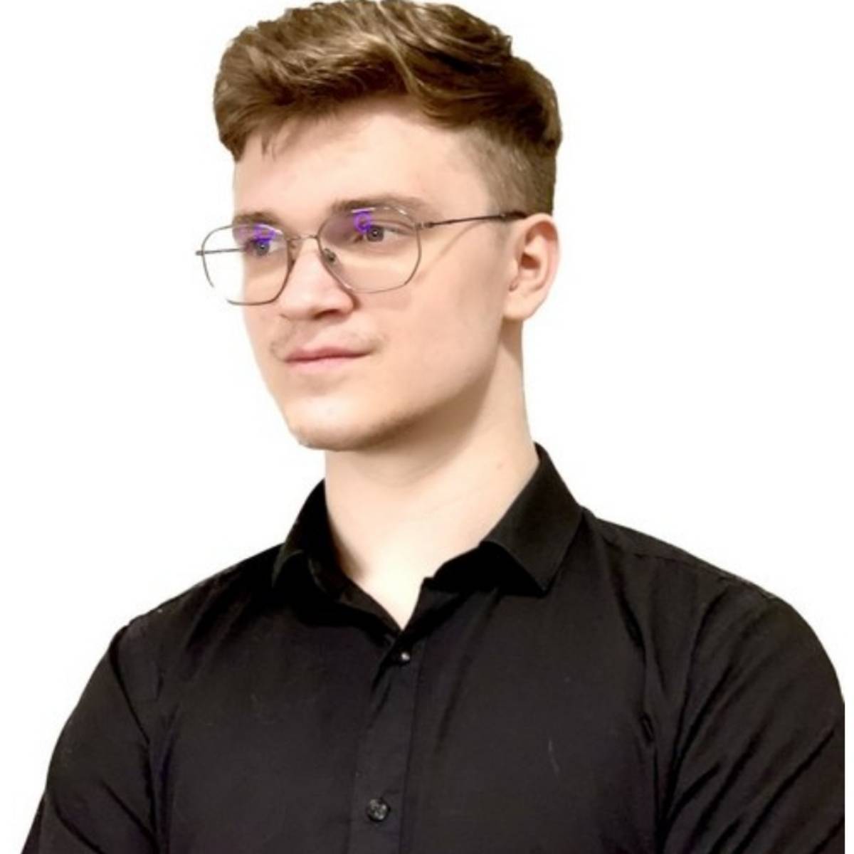 Олег Казьмин