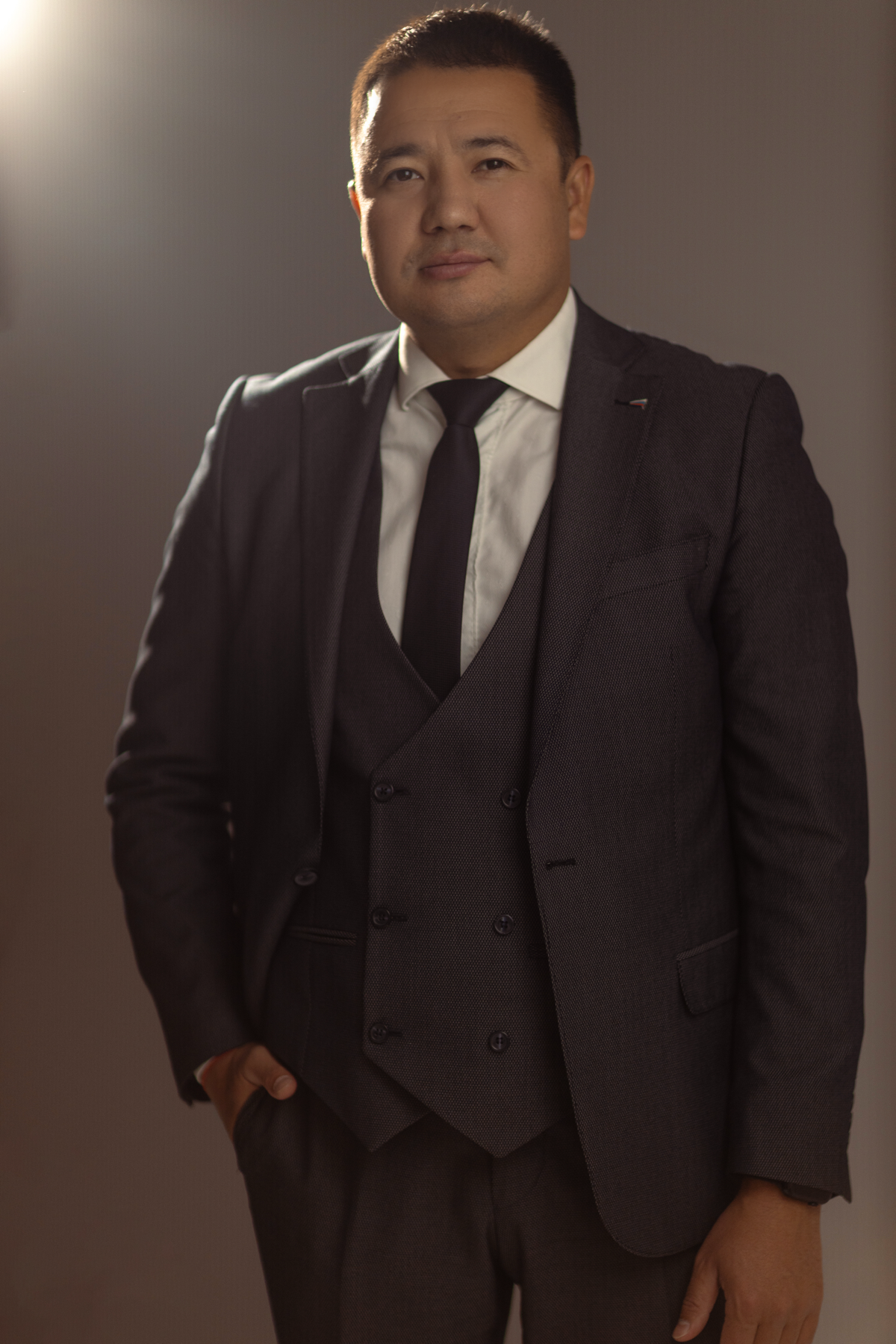 Немного философии
Размышляя о цели 2035, я всё чаще задумываюсь: а что будет дальше? Каким стану я? Каким будет моё окружение, когда мы достигнем IPO?
Наверняка многое изменится | Сетка — социальная сеть от hh.ru