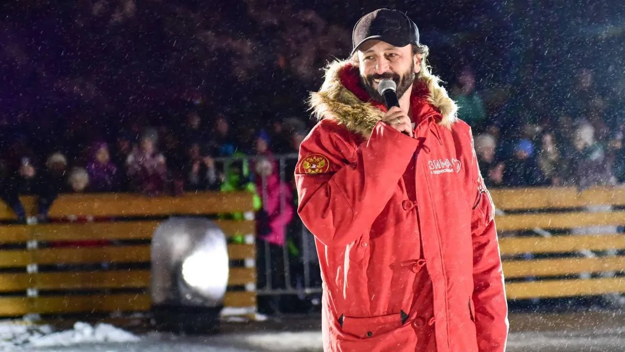 🧊Бесплатное ледовое представление «Чемпионы» Ильи Авербуха в Подмосковье
⛸13 декабря в 19:30
г. Дубна, набережная им. Д.И. Менделеева, ПКиО «Набережная им. Д. И. Менделеева»
⛸14 декабря в 15:00
г | Сетка — социальная сеть от hh.ru