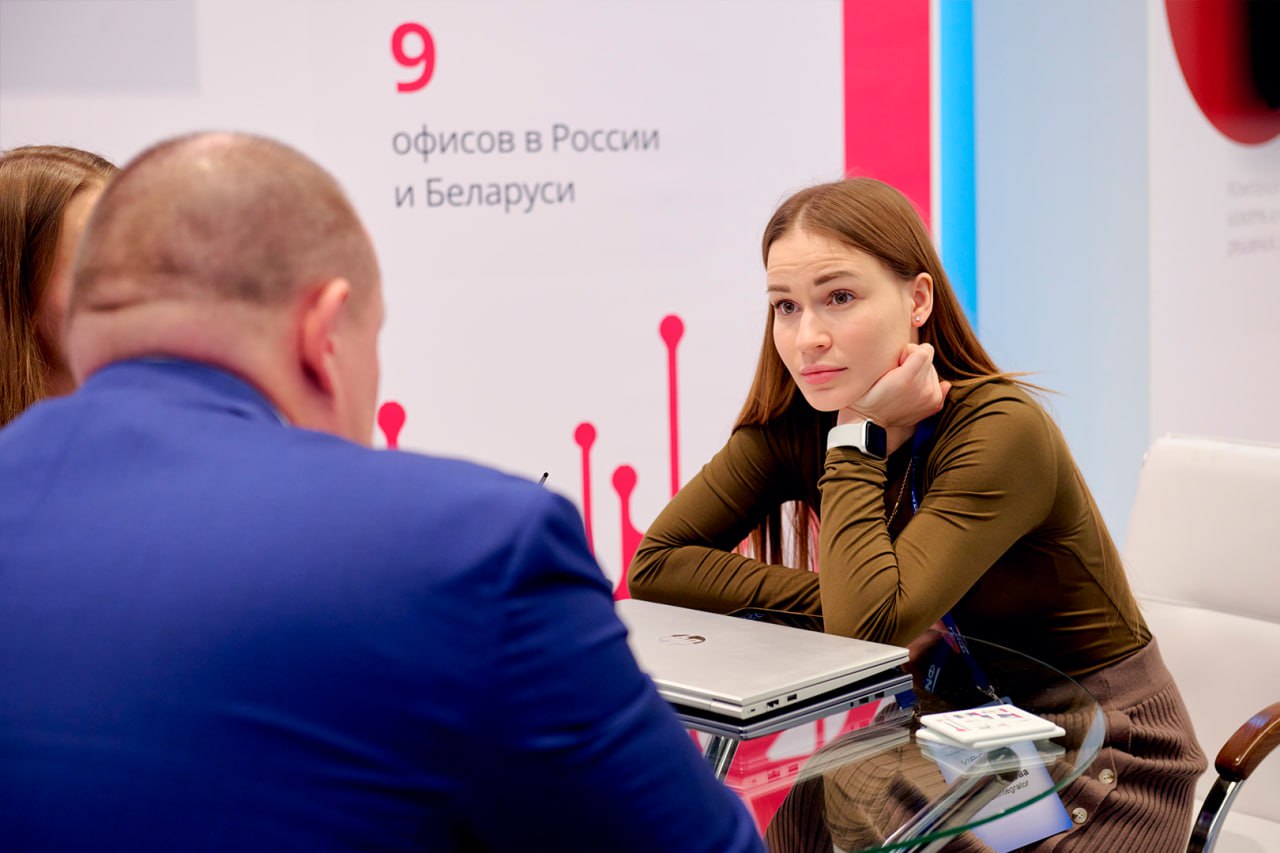 Bell Integrator — партнер форума инновационных центров 🍎
3-4 декабря коллеги посетили мероприятие со стендом, на котором пообщались с гостями, обменялись опытом с профессионалами, рассказали про решен... | Сетка — социальная сеть от hh.ru
