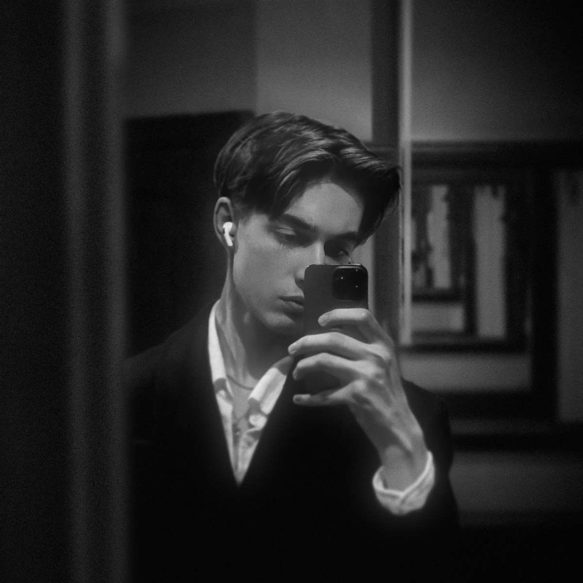 Михаил Сухарев