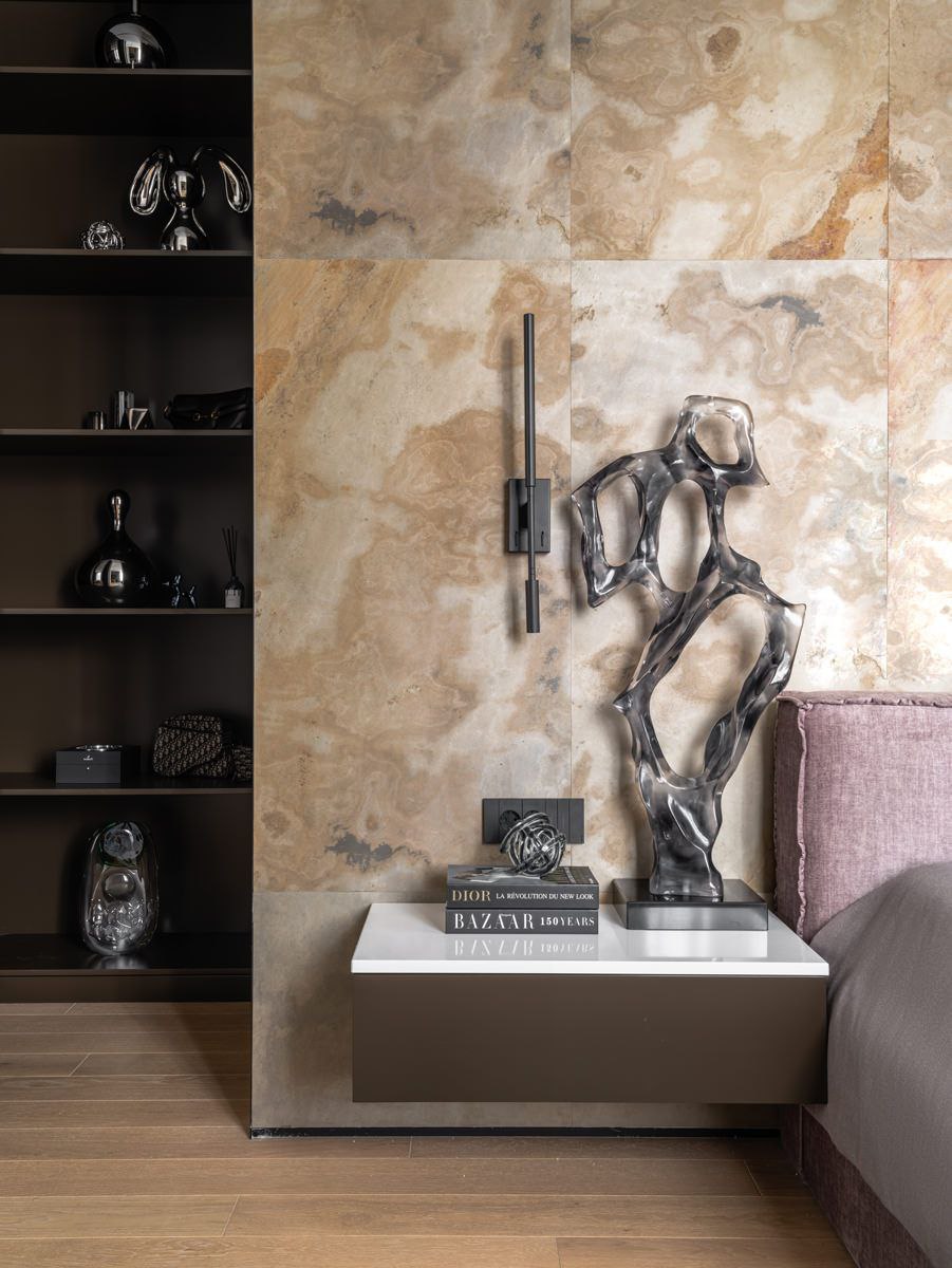 Дизайнер Екатерина Реброва рассказала и показала журналу WA, как живут настоящие звезды спорта, — для защитника футбольного клуба «Спартак» Никиты Чернова и его семьи она оформила эффектный авторский ... | Сетка — социальная сеть от hh.ru