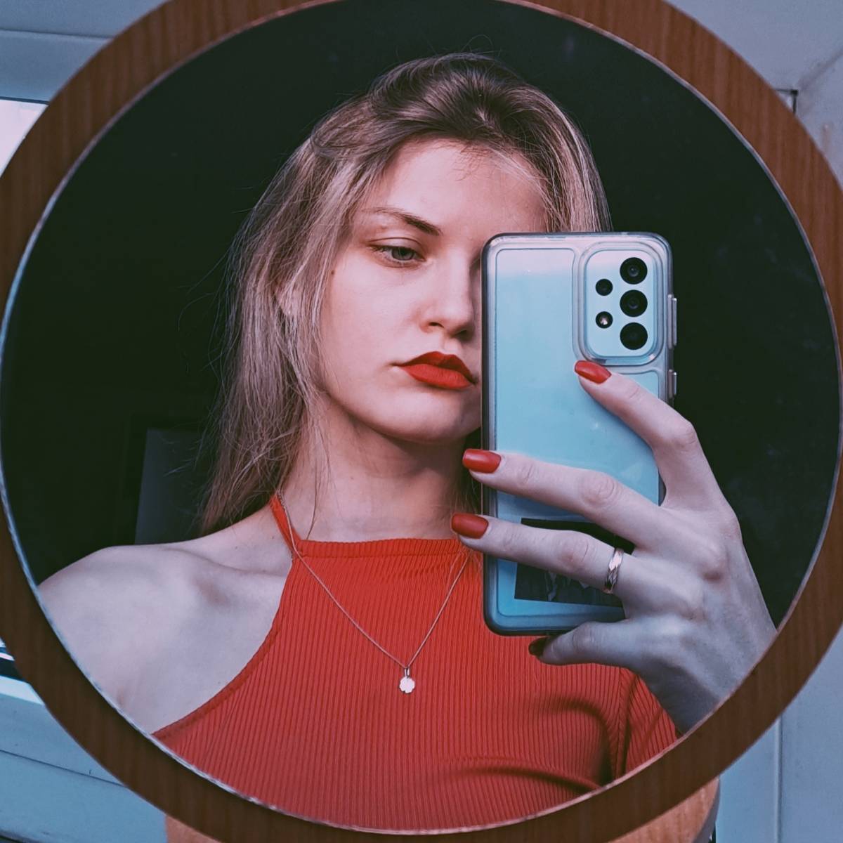 Елена Юрова | Сетка — социальная сеть от hh.ru