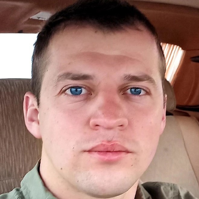 Алексей Лавров