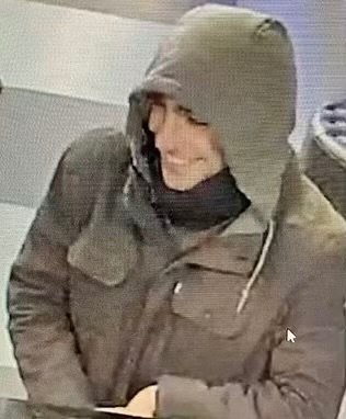 Убийца гендиректора страховой компании UnitedHealthcare — самый обсуждаемый человек в США прямо сейчас. В соцсетях неиронично пишут, что убийство совершил криминальный гений из фильма о Бэтмене | Сетка — социальная сеть от hh.ru
