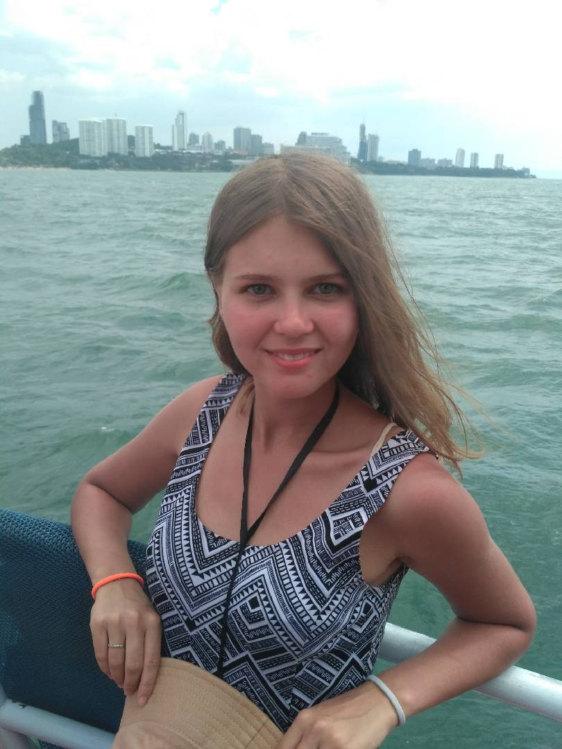 Ксения Попова