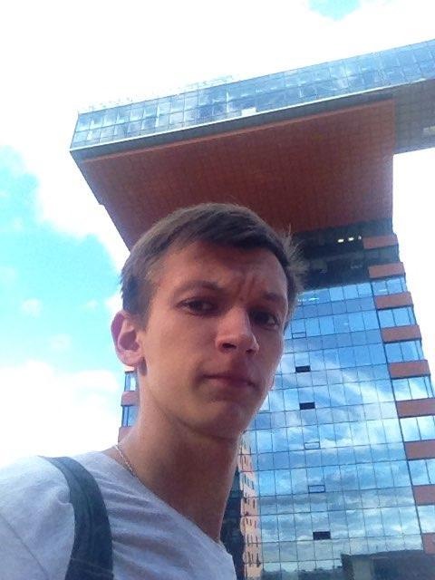 Артем Крымов | Сетка — социальная сеть от hh.ru