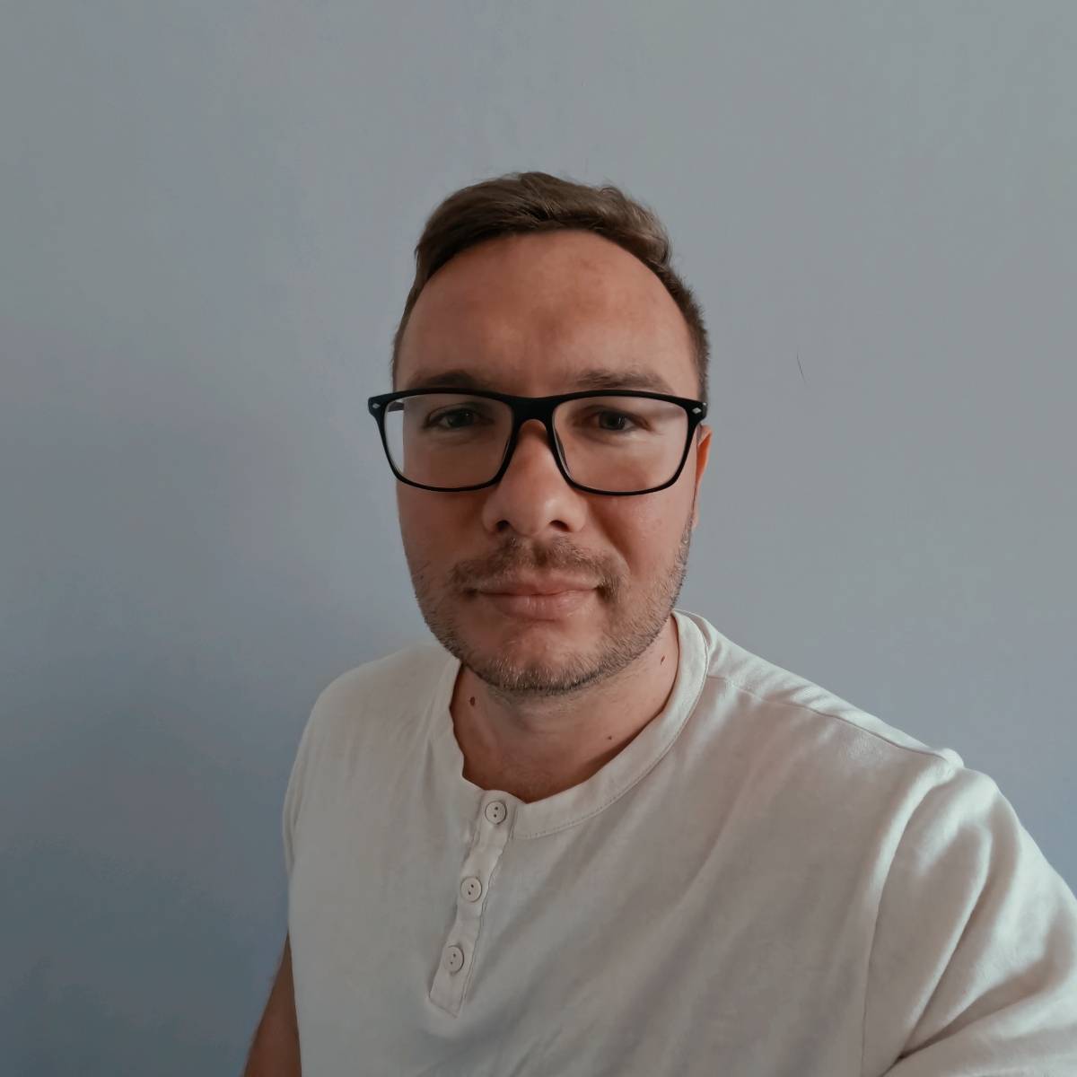 Евгений Машков