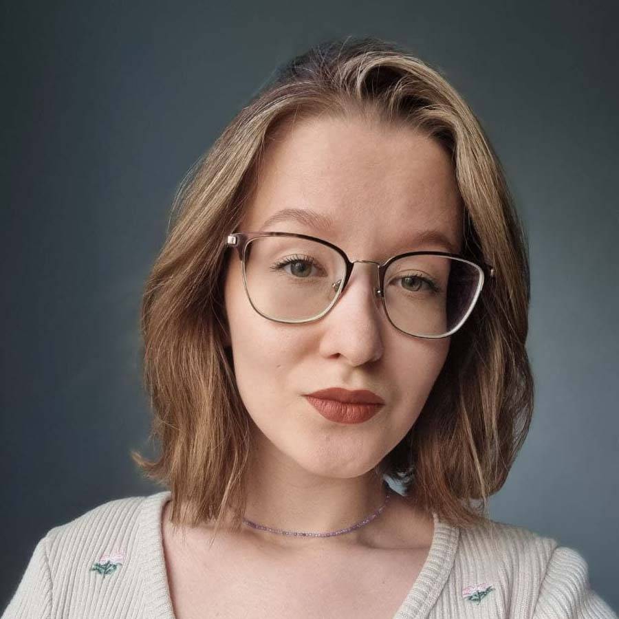 Яна Петрова | Сетка — социальная сеть от hh.ru