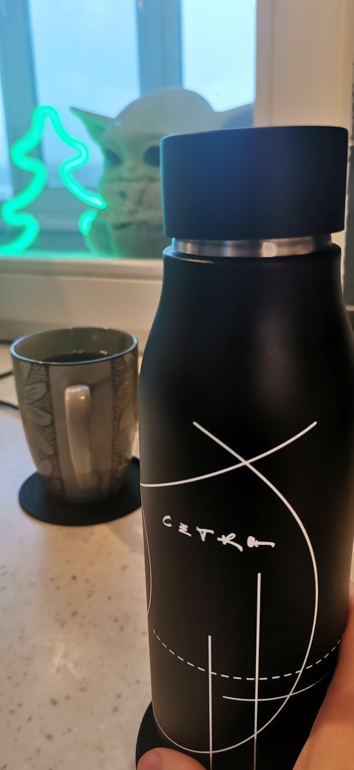 Пью чай из термосочка Сетки и смотрю Баттл между CTO Циан Олегом Федоткиным и CPO партнёрских продуктов Яндекс.Такси Дмитрием Харламовым | Сетка — социальная сеть от hh.ru