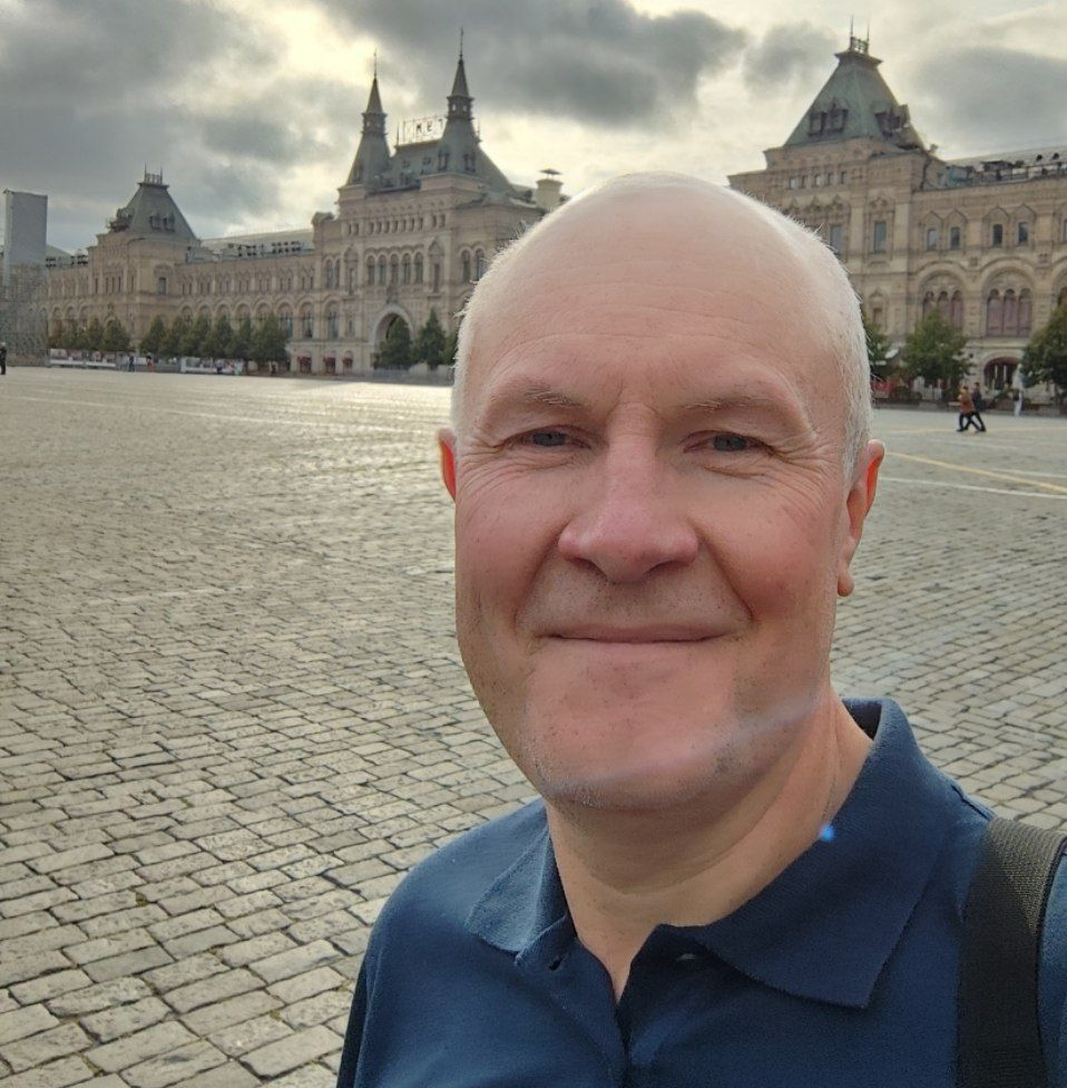 Когда приходит "свой человек"
Когда встречаешь человека, с которым тебе комфортно, легко и безопасно – это ощущение, как будто попадаешь домой | Сетка — социальная сеть от hh.ru