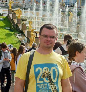 Денис Голенков