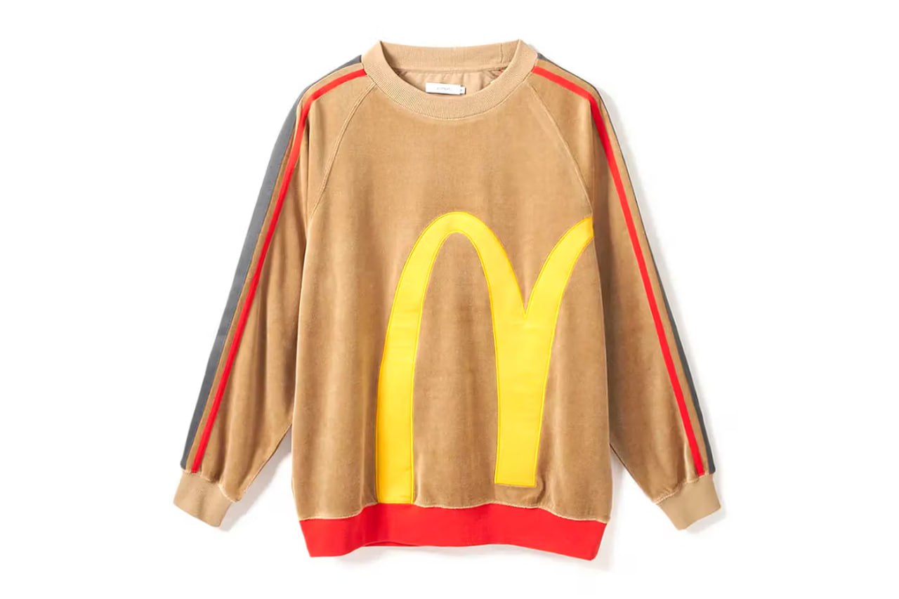 McDonald's совместно с брендом Graniph решил выпустить классную коллекцию одежды. Здесь и бархатные спортивные костюмы, и стеганые куртки, и фирменные толстовки, и много чего другого | Сетка — социальная сеть от hh.ru