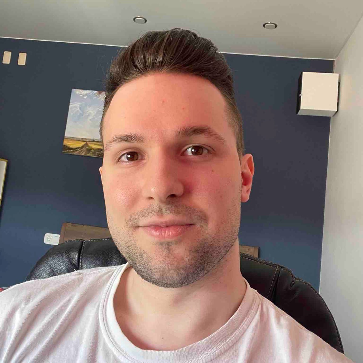 Кирилл Уткин | Сетка — социальная сеть от hh.ru