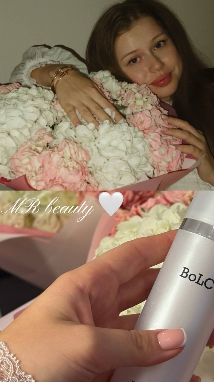 сегодня хочу Вас познакомить
с уютным каналом Маши 💗🧸
она учится в МГУ и рассказывает
про самые актуальные бьюти
новинки и секреты красоты 😘
🌟посты, которые меня заинтересовали и понравились:
⚪️ разбо... | Сетка — социальная сеть от hh.ru