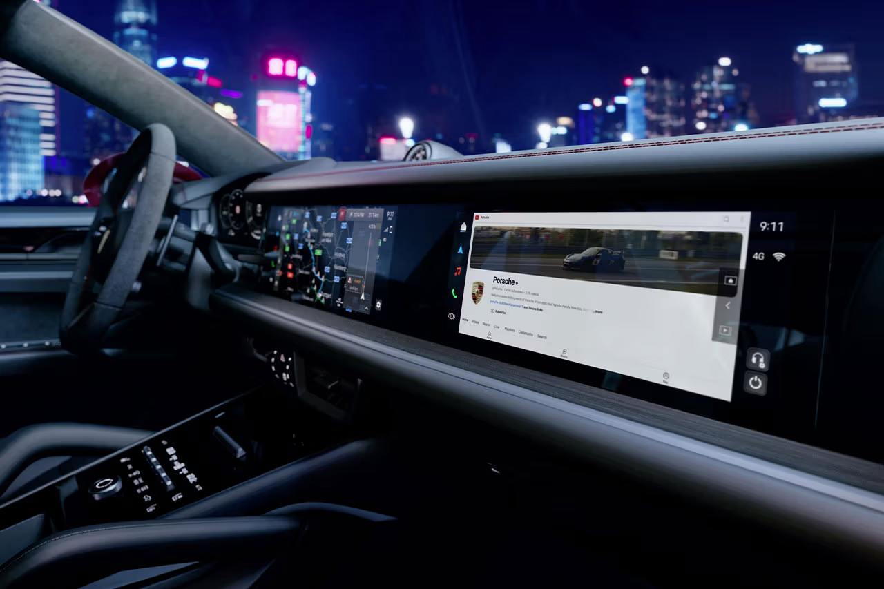 Porsche добавила полноценное приложение для просмотра видео на YouTube в мультимедийную систему своих автомобилей | Сетка — социальная сеть от hh.ru
